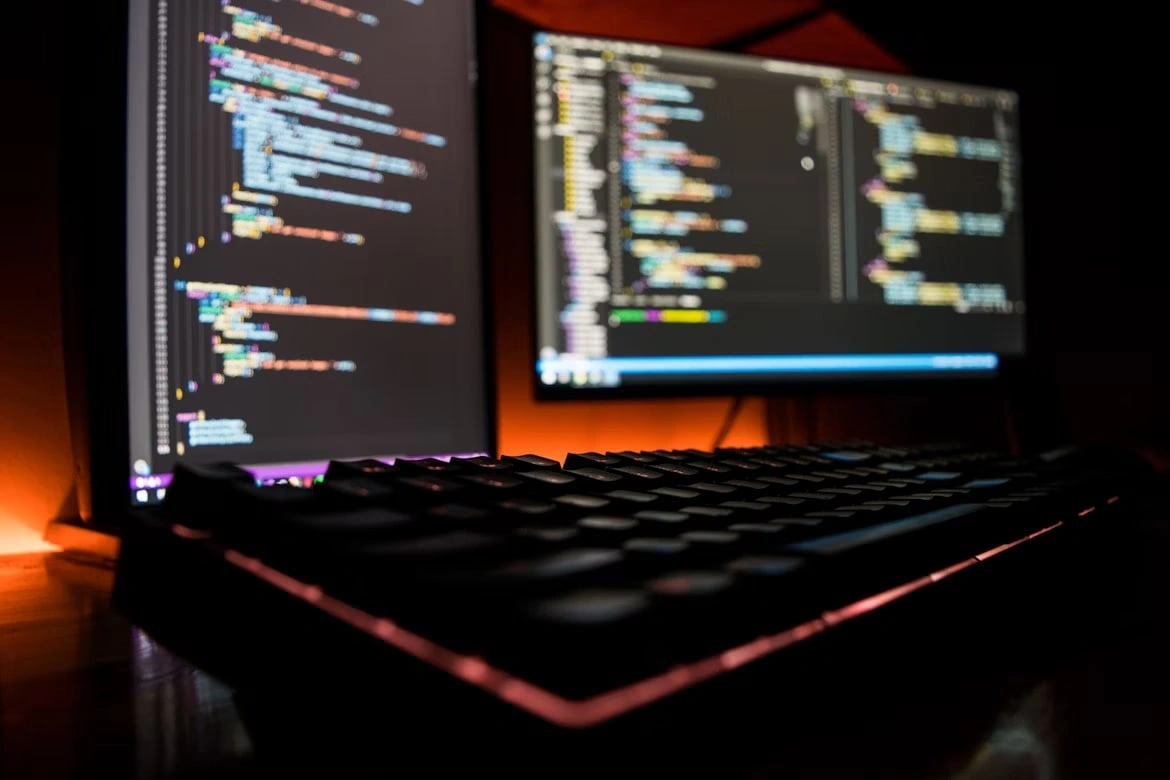 web development classes in surat with real-time projects and job placement